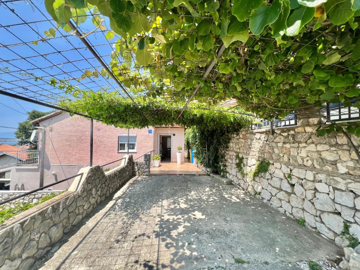 Apartments In Dramalj 45034 מראה חיצוני תמונה